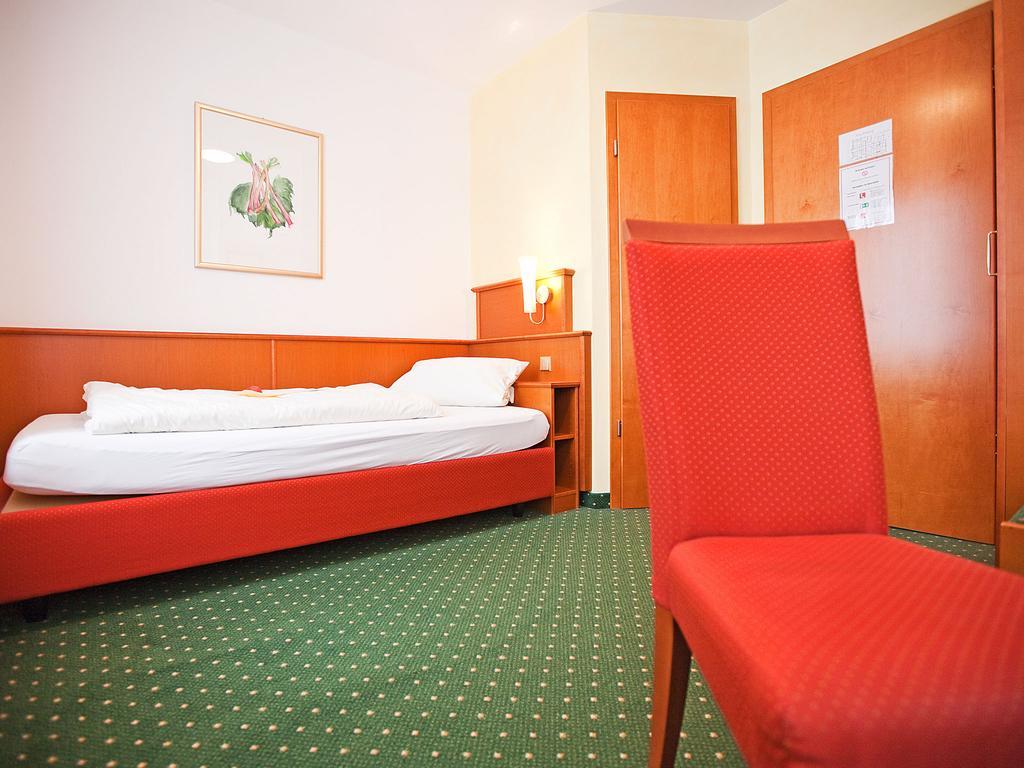 Hotel Widmann'S Loewen Königsbronn Camera foto