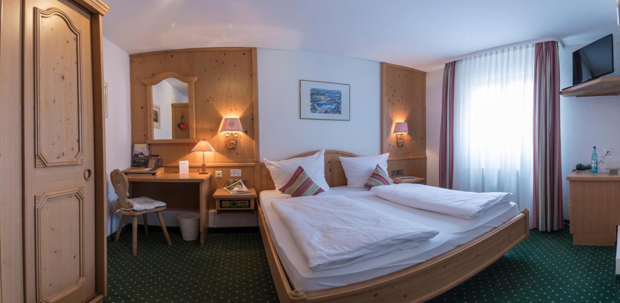 Hotel Widmann'S Loewen Königsbronn Esterno foto