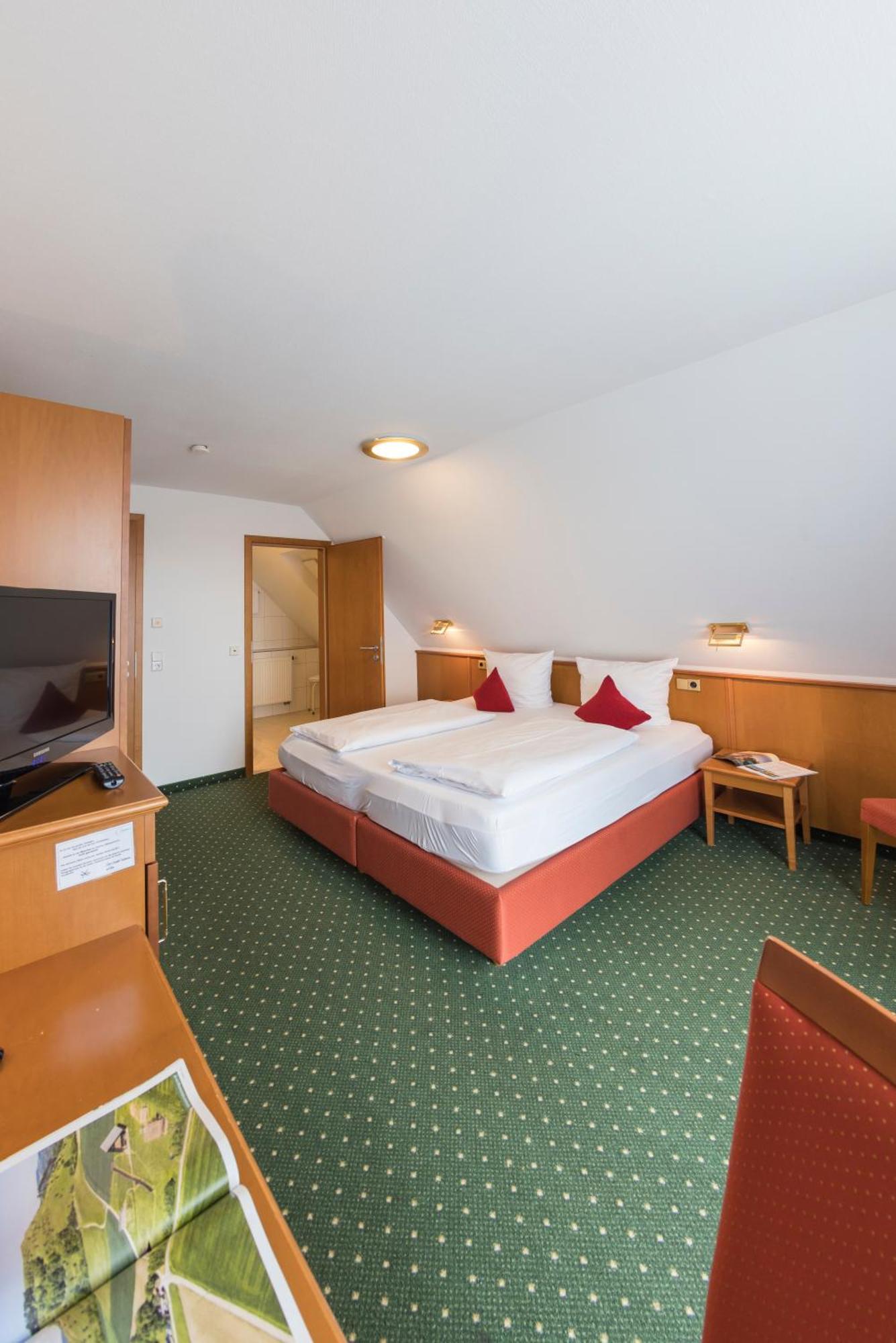 Hotel Widmann'S Loewen Königsbronn Esterno foto